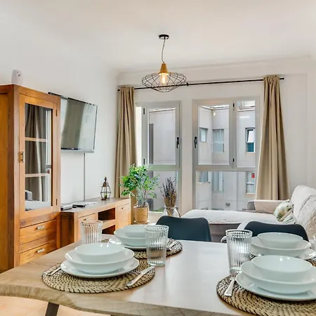 Home2book Sunny Getaway & Pool In Lejlighed *