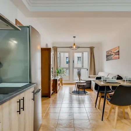 Home2book Sunny Getaway & Pool In Apartamento